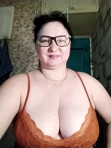 Holly-69 Adult Chat August 2, 2025