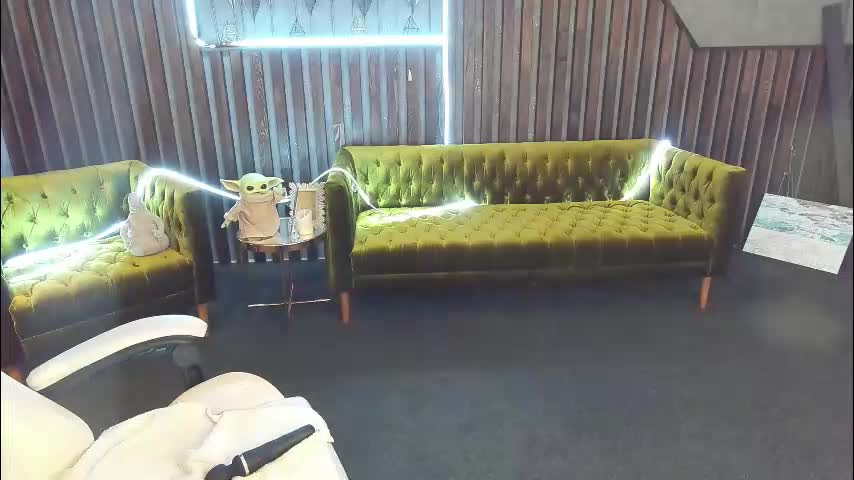 lilyfoxyy Adult Chat August 2, 2025