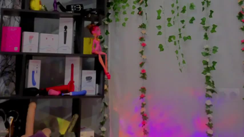 AliceOfWonders Adult Chat August 3, 2025