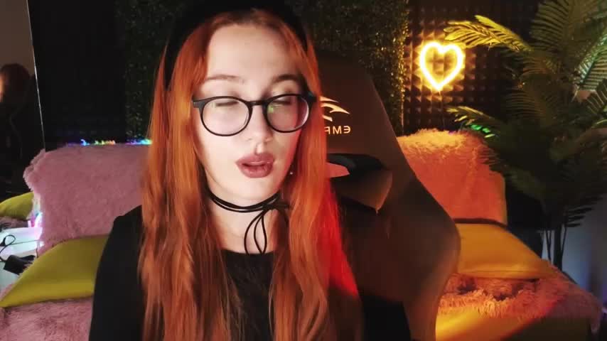 amber_wink Adult Chat August 3, 2025