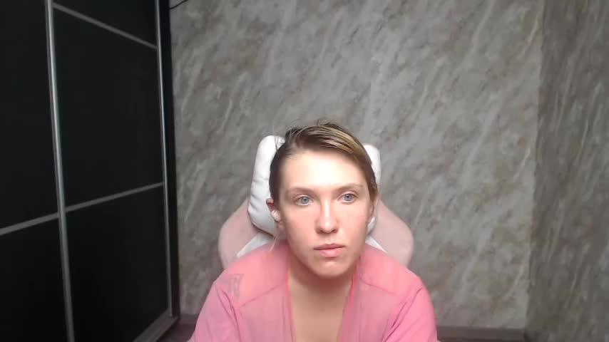 Reginasmilee Adult Chat August 3, 2025