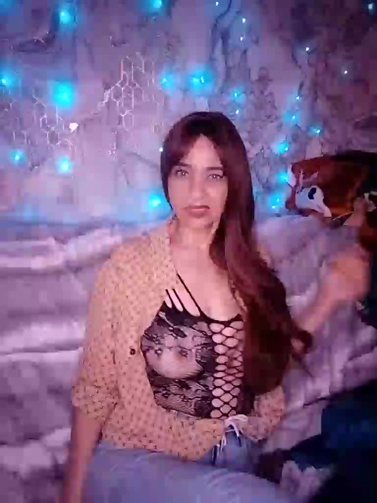 AsyaLorna Adult Chat August 3, 2025