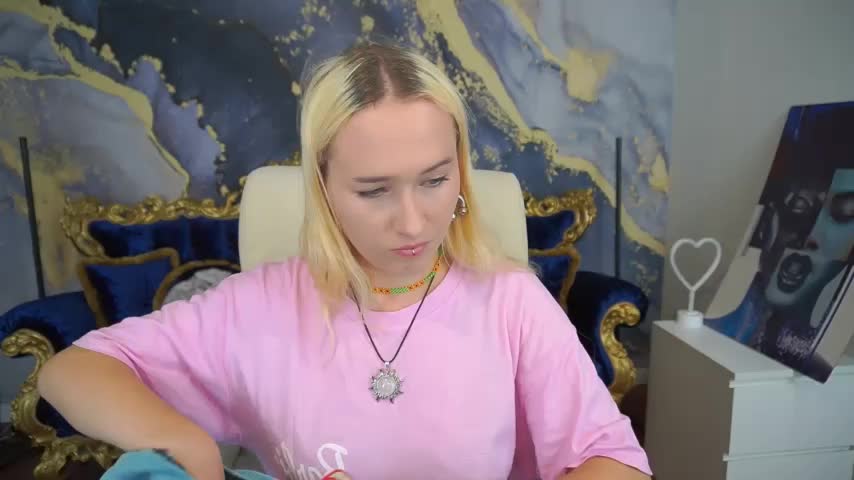 LilElfie Adult Chat August 3, 2025