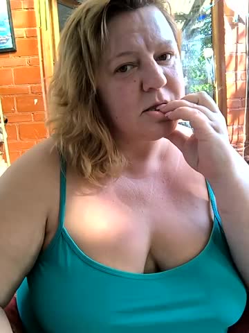 jusichka Adult Chat August 3, 2025