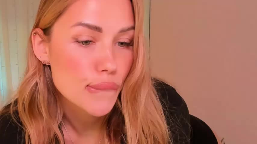 Roxana_Wet_ Adult Chat August 3, 2025