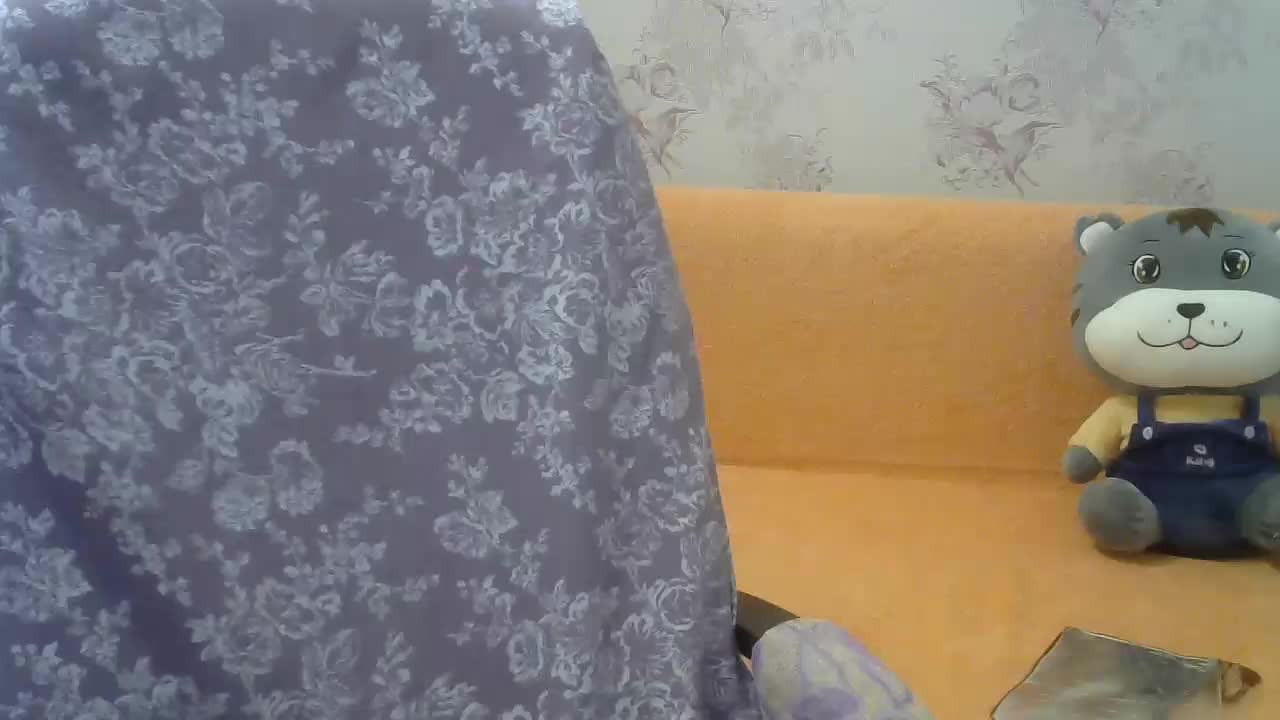 Red-Rose-777 Adult Chat August 3, 2025