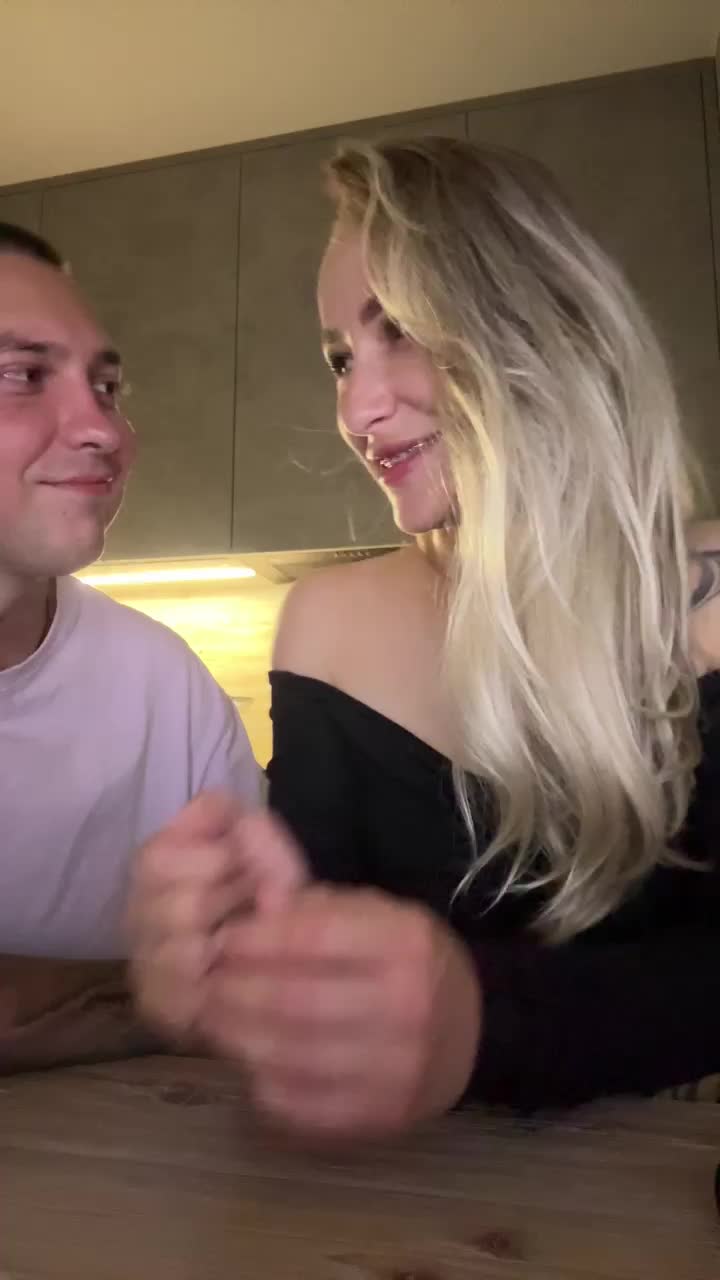 QueenKing Adult Chat August 3, 2025