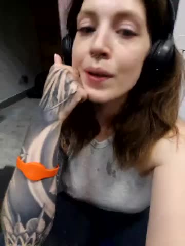 Bella_Gloria Adult Chat August 3, 2025