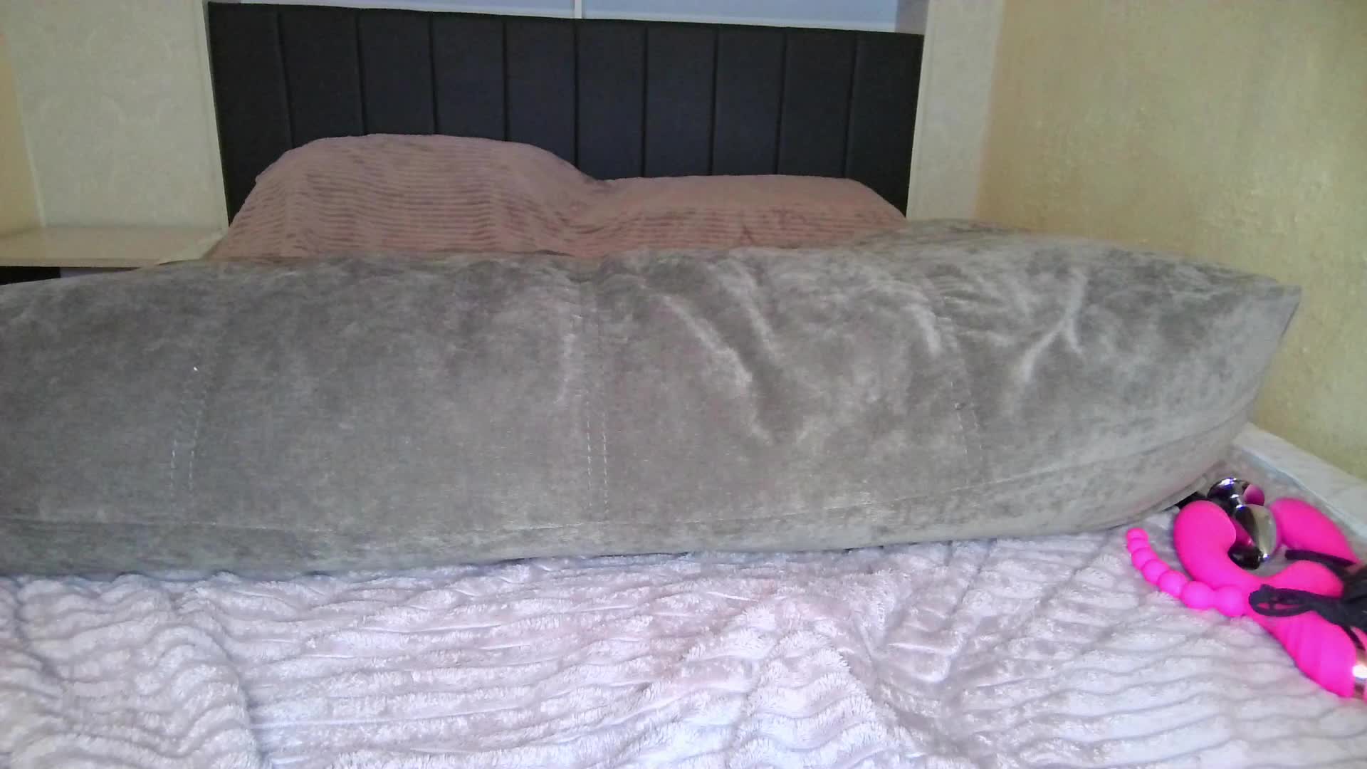 Adel0299 Adult Chat August 3, 2025