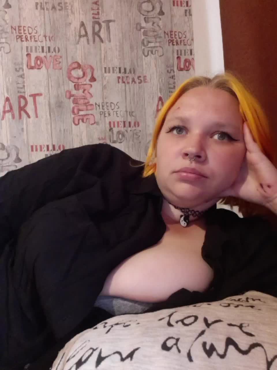 -MeooW- Adult Chat August 3, 2025