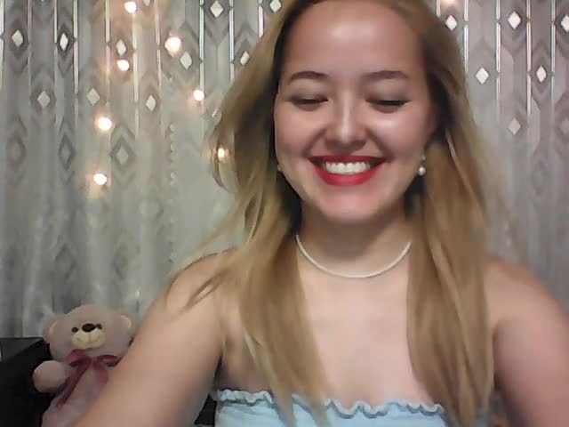 -Sweet-smile- Adult Chat August 3, 2025