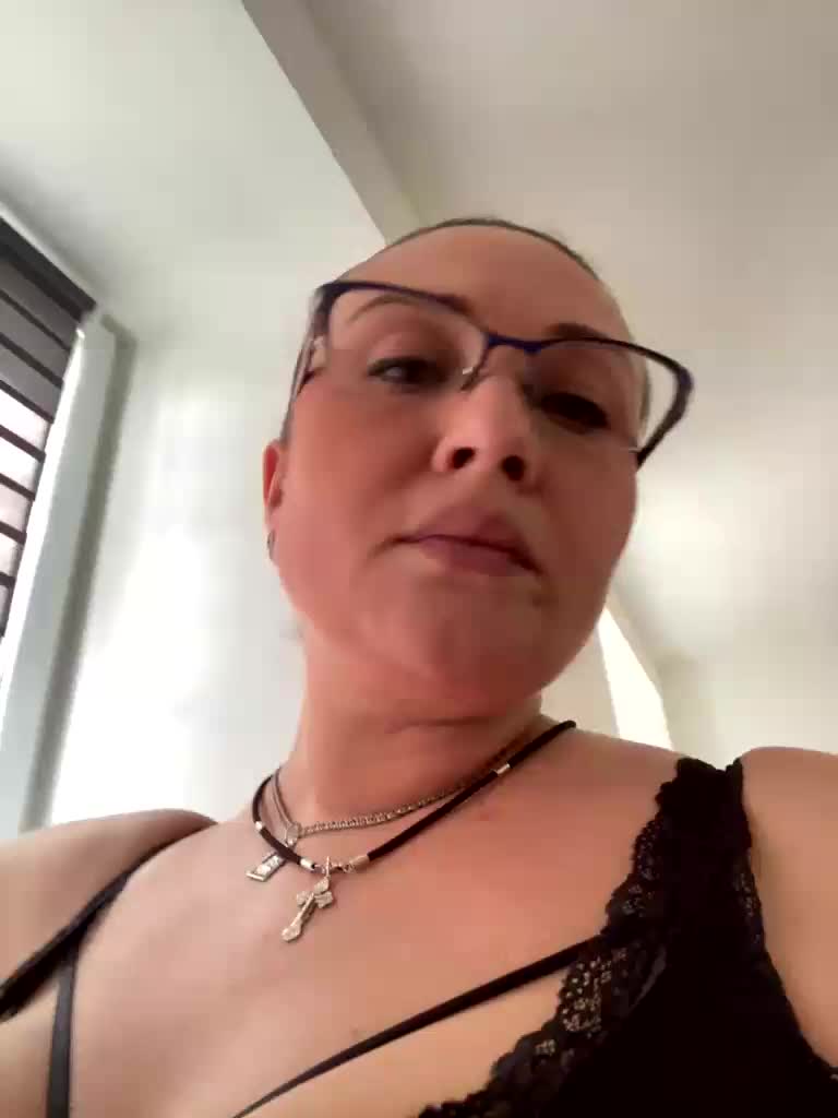 NERVOMOTINA Adult Chat August 3, 2025