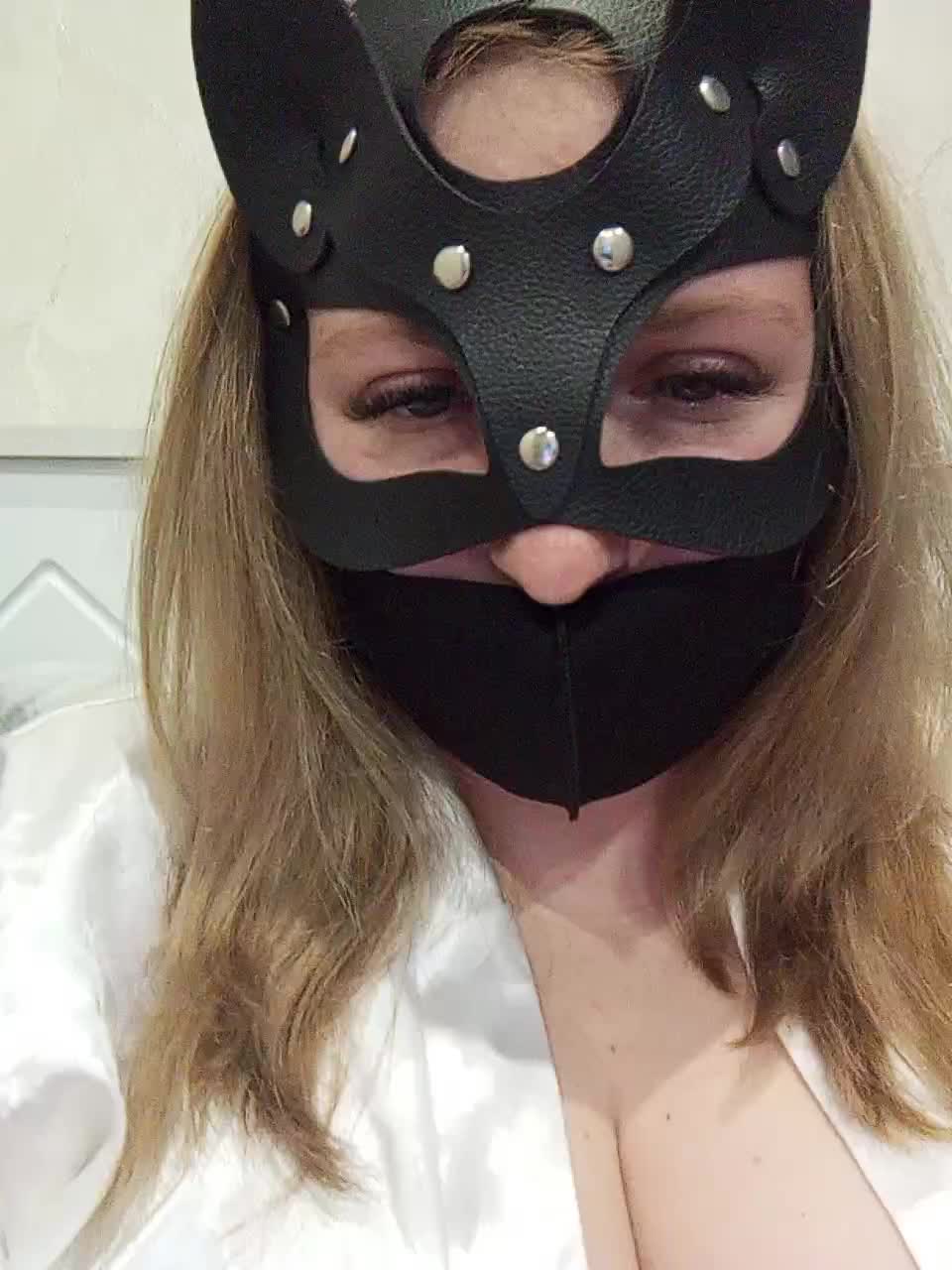 Zina2323 Adult Chat August 3, 2025