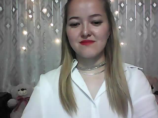 -Sweet-smile- Adult Chat August 3, 2025