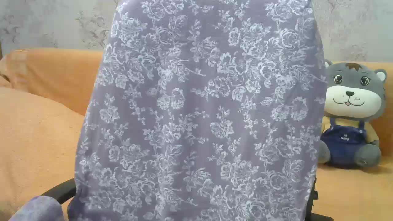 Red-Rose-777 Adult Chat August 3, 2025