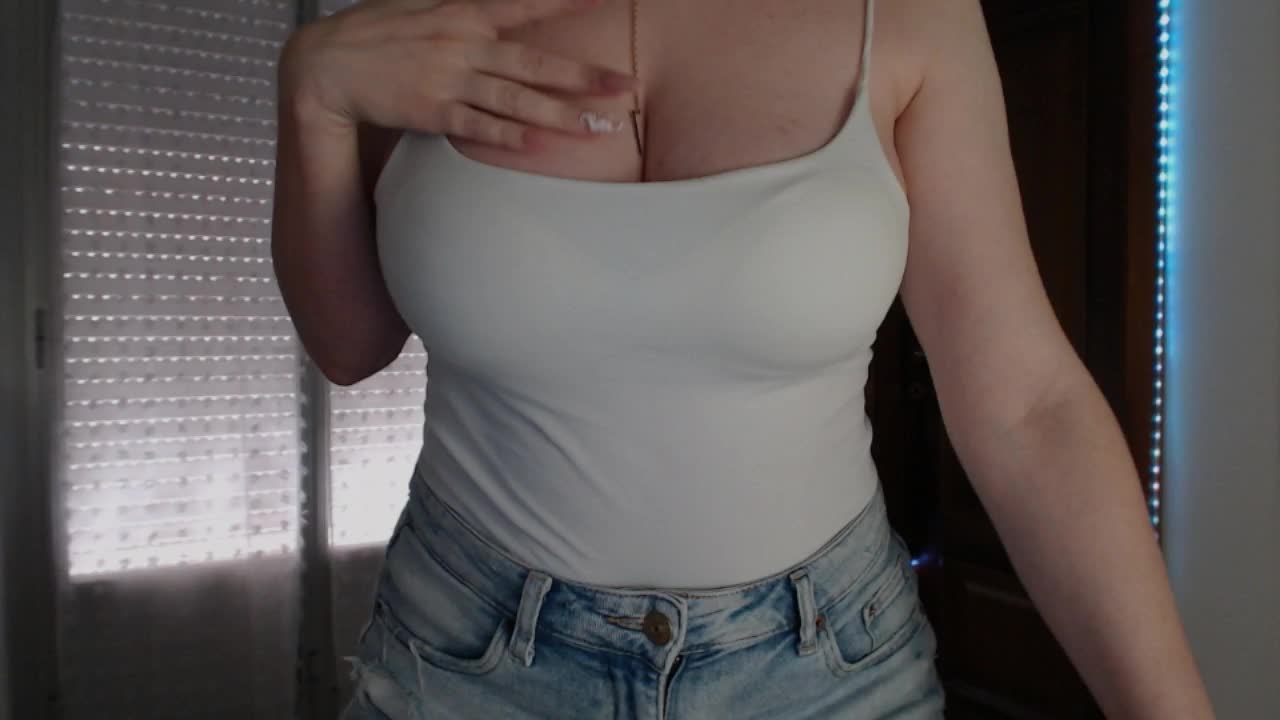 Alina-Lovely Adult Chat August 3, 2025