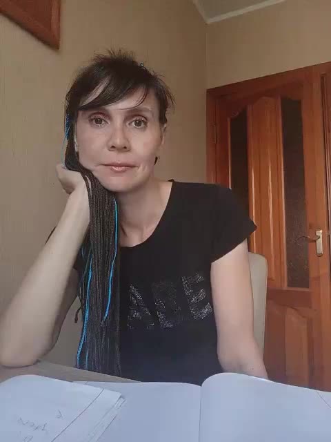 Hellenalonenochka Adult Chat August 3, 2025