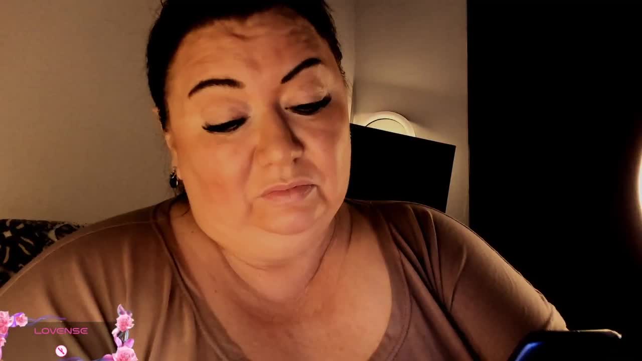 Alinahott1 Adult Chat August 3, 2025