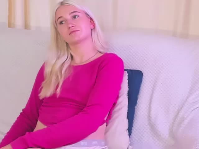 HollyTaillor Adult Chat August 3, 2025