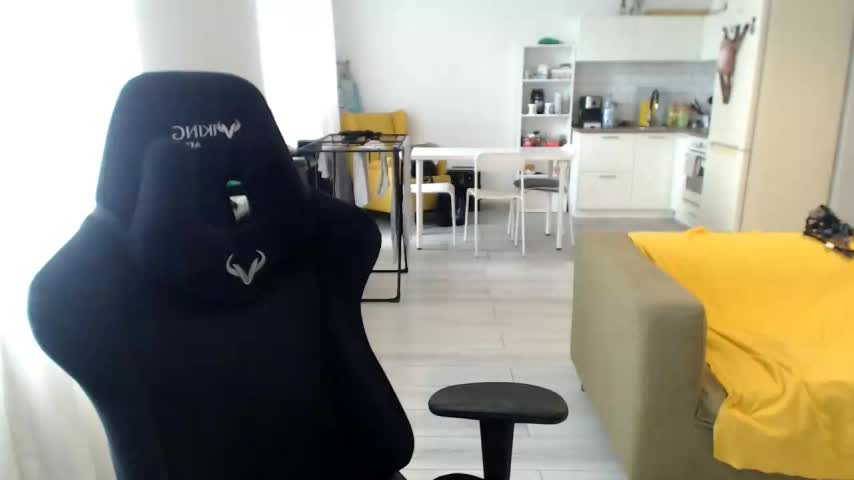 brrritney Adult Chat August 4, 2025