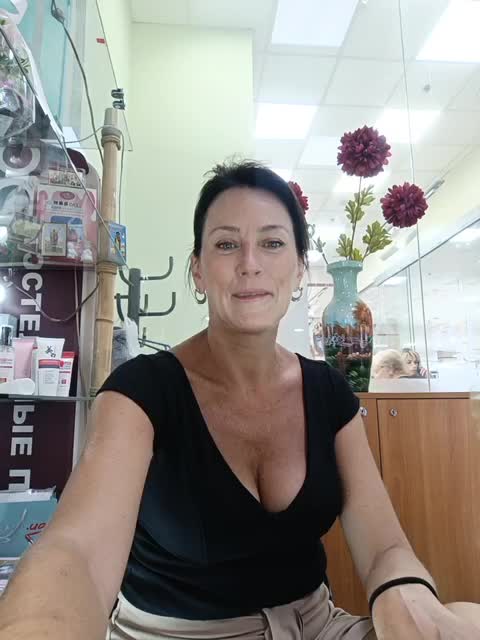 Agnes77 Adult Chat August 4, 2025