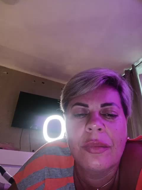 murr-kitty Adult Chat August 4, 2025