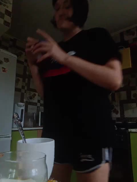 Xo4y-SeXa Adult Chat August 4, 2025