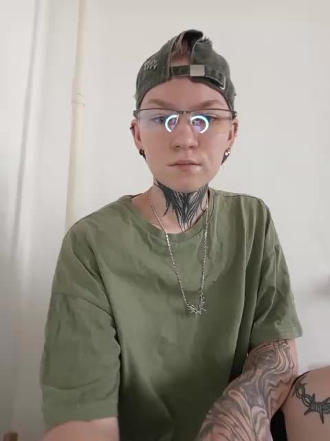 Zhenyya- Adult Chat August 4, 2025