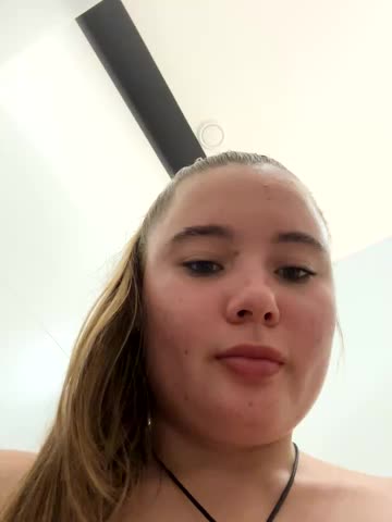 StephanieMur Adult Chat August 4, 2025