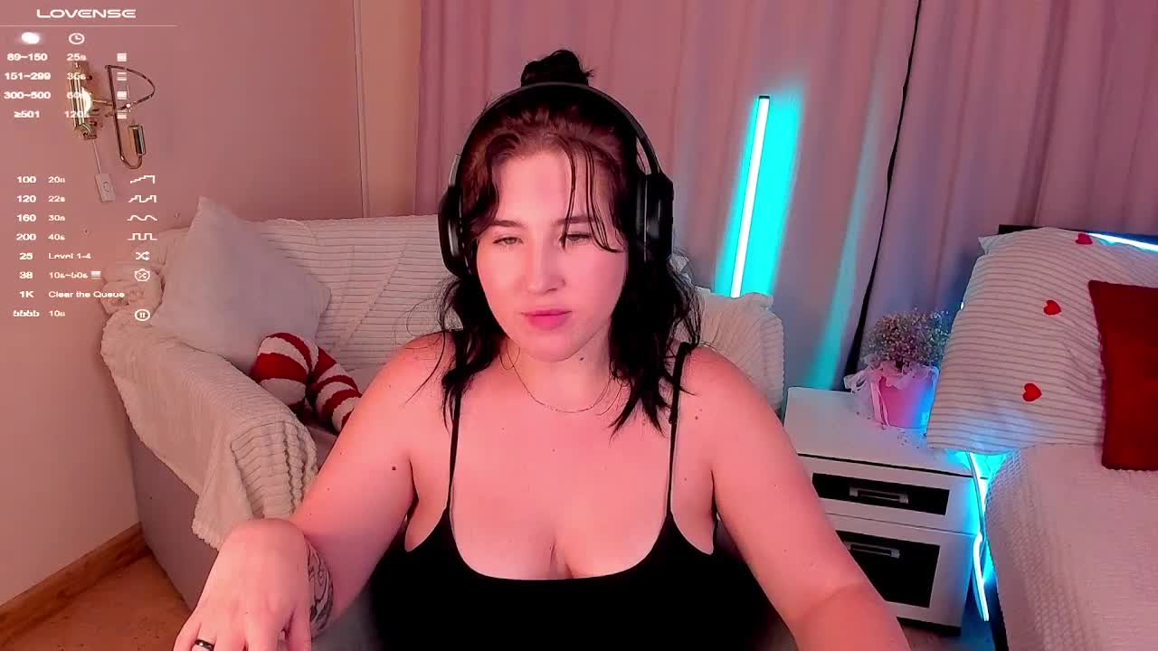 KarenDeMeow Adult Chat August 4, 2025