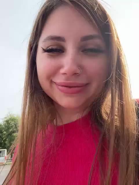 Girls-Leia Adult Chat August 4, 2025