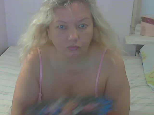 LucyAlexis Adult Chat August 4, 2025