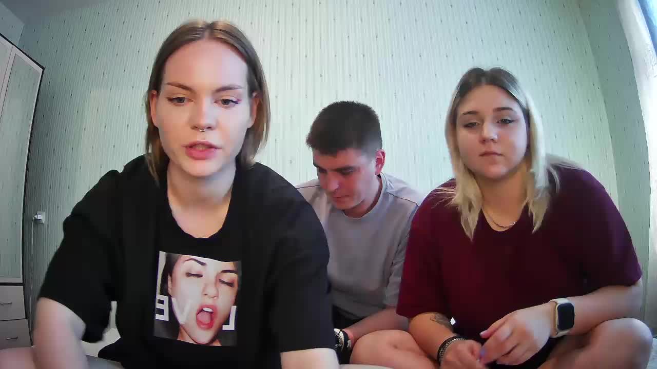 DivineTrio Adult Chat August 4, 2025