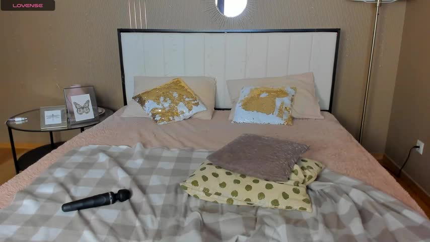 adell_berry Adult Chat August 4, 2025