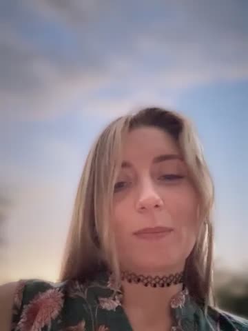 Crazy-Rosa Adult Chat August 4, 2025