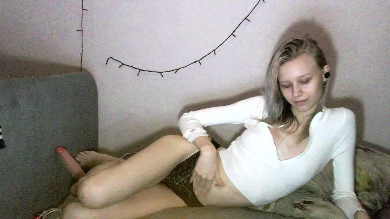 White-snow Adult Chat August 4, 2025