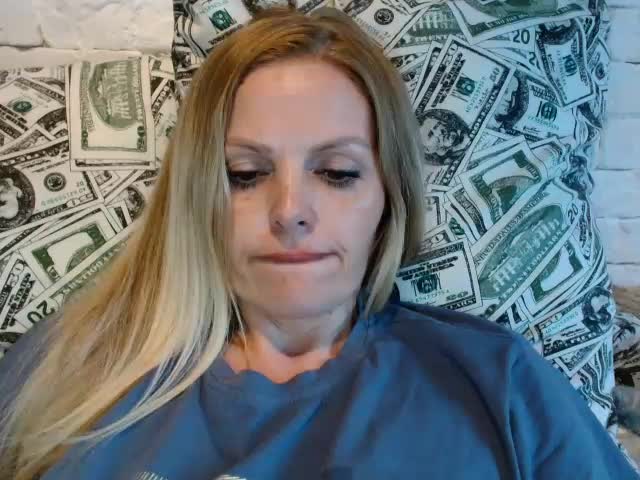 AngelAlone Adult Chat August 4, 2025