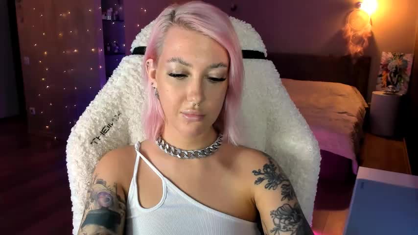 tykioty_Miley Adult Chat August 4, 2025