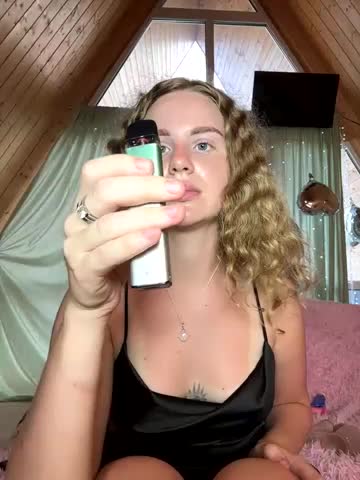 nemesidaM Adult Chat August 4, 2025