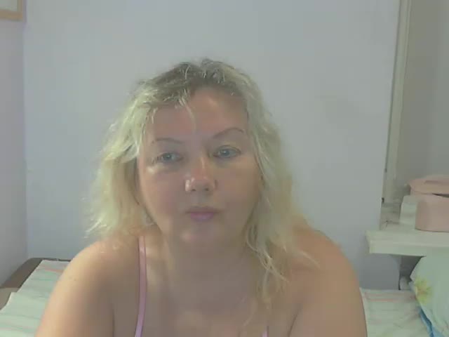 LucyAlexis Adult Chat August 4, 2025