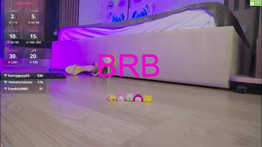 emma_plux Adult Chat August 4, 2025