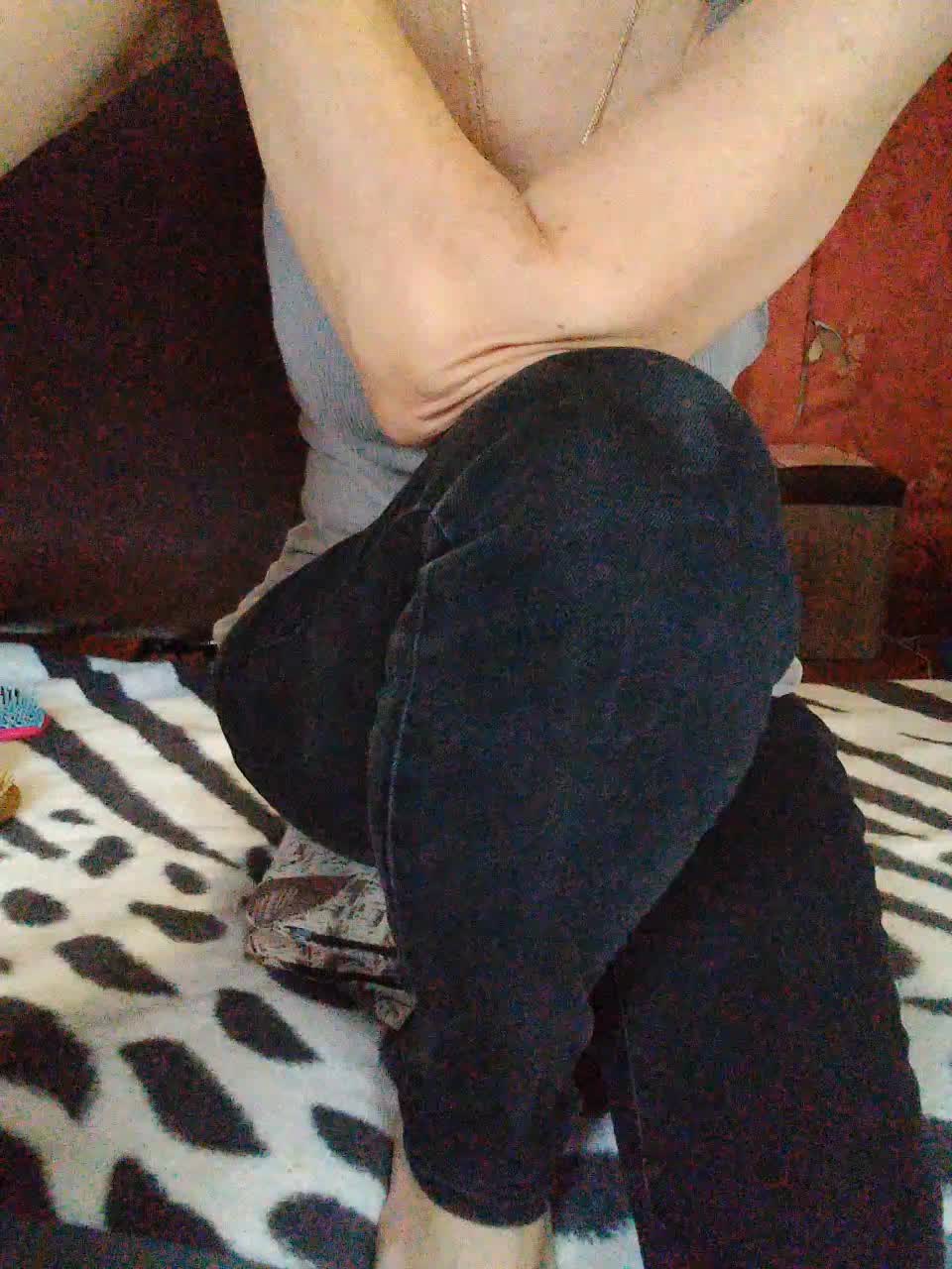 10_Sensuality_11 Adult Chat August 4, 2025