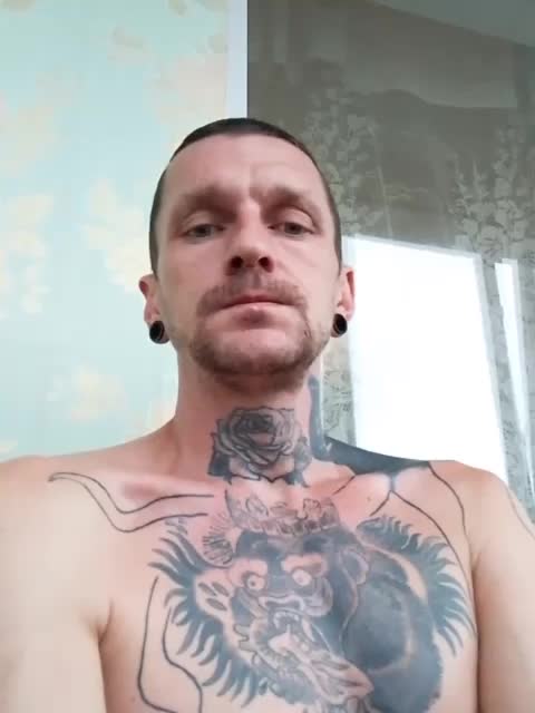 phoenixxx_4 Adult Chat August 4, 2025