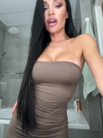 HotNicoleX Adult Chat August 4, 2025