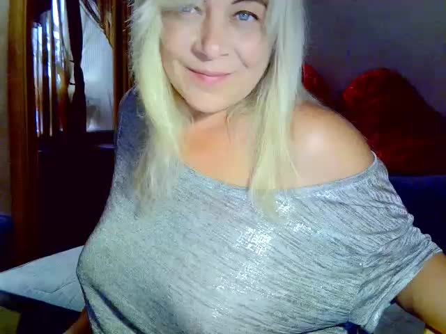 Savan35na Adult Chat August 4, 2025