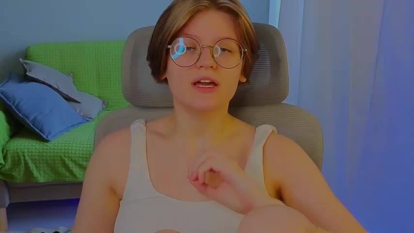 _JessieVibes Adult Chat August 4, 2025