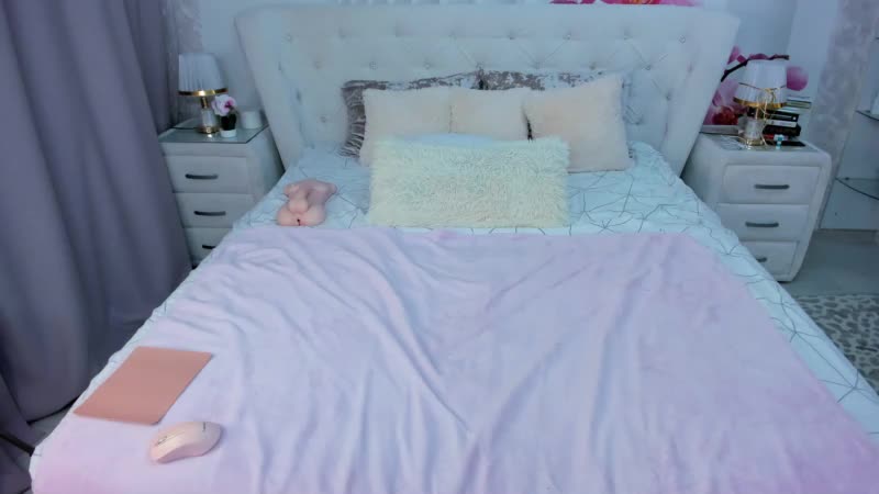 HottieSweetBritney Adult Chat August 4, 2025