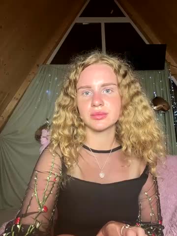 nemesidaM Adult Chat August 4, 2025