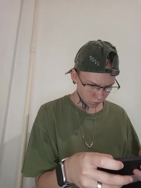 Zhenyya- Adult Chat August 4, 2025