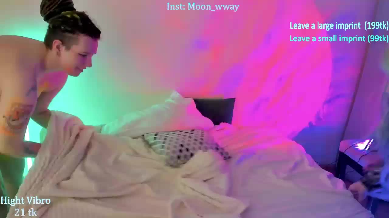 moonwway Adult Chat August 4, 2025